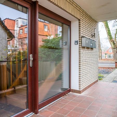 Vivid - Stylisches Apartment Mit Balkon - Parken - Nahe Weser-Ems-Hallen Und Ewe-Arena Oldenburg Exteriör bild